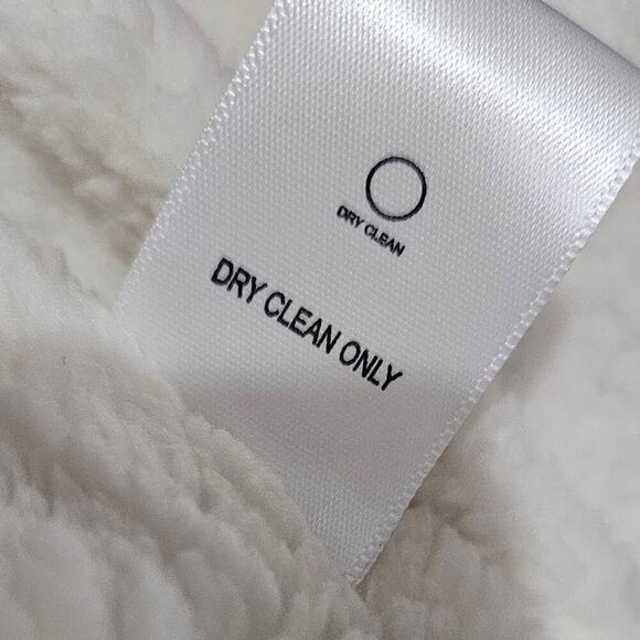 Eden Society Quilted Jacket with Sherpa Lining, Red, Size Small NWOT - Picture 9 of 9